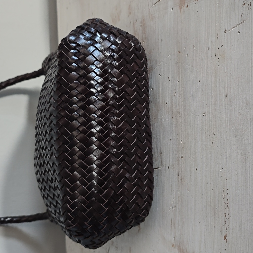 Madewell The Handwoven Shoulder Bag - Picture 6 of 10